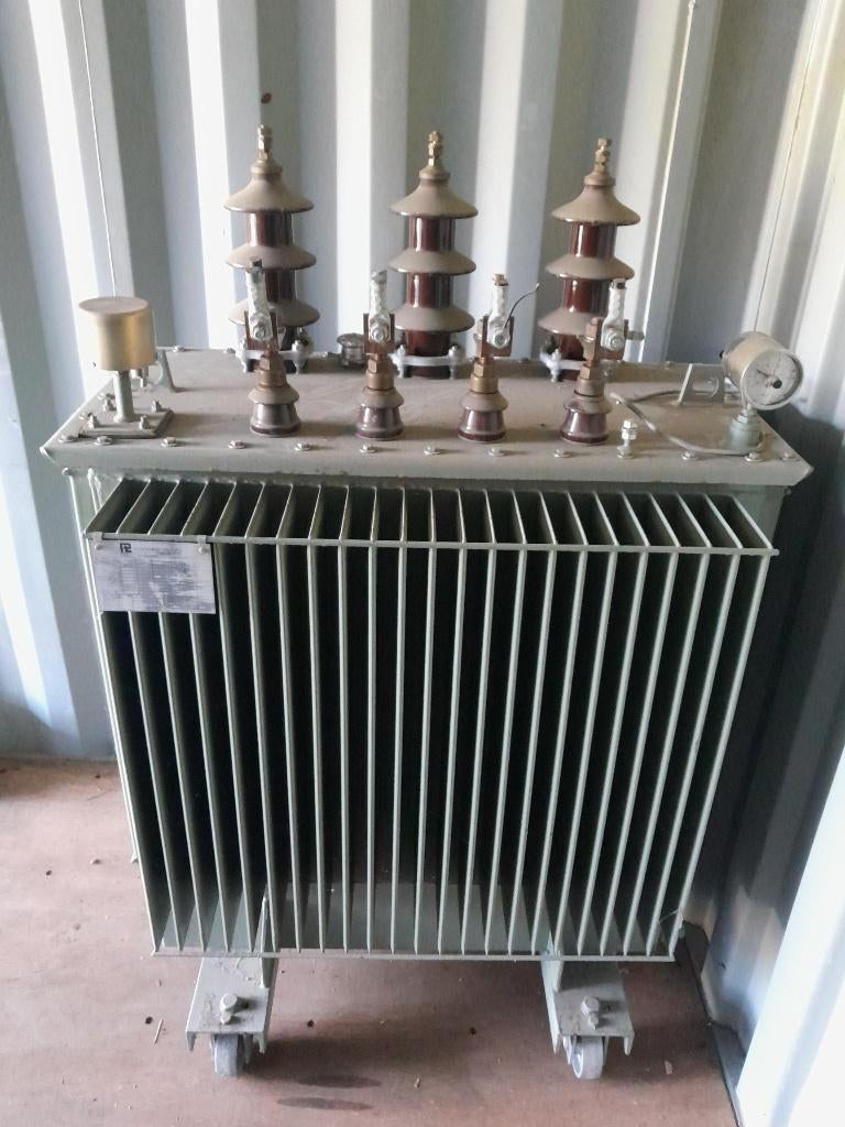 Transformateur 400 kVA de 2004, Enlèvement, Utilisé, Autres types