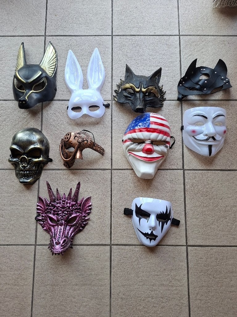 Partij van diverse maskers (Halloween, Cosplay, Carnaval), Enlèvement, Comme neuf, Autres types