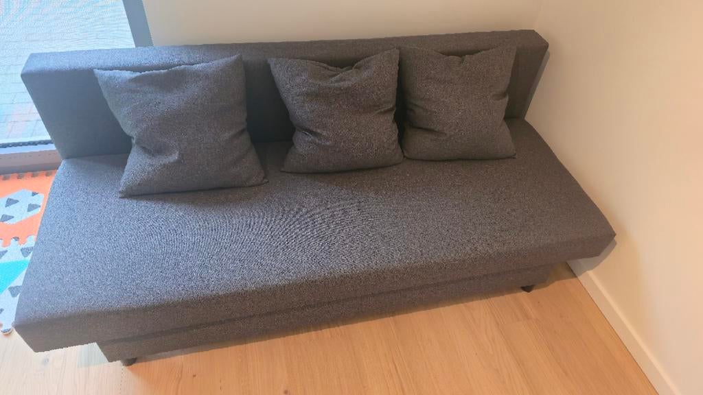IKEA slaapbank in zeer goede staat, Ophalen, Zo goed als nieuw, Twijfelaar, Grijs