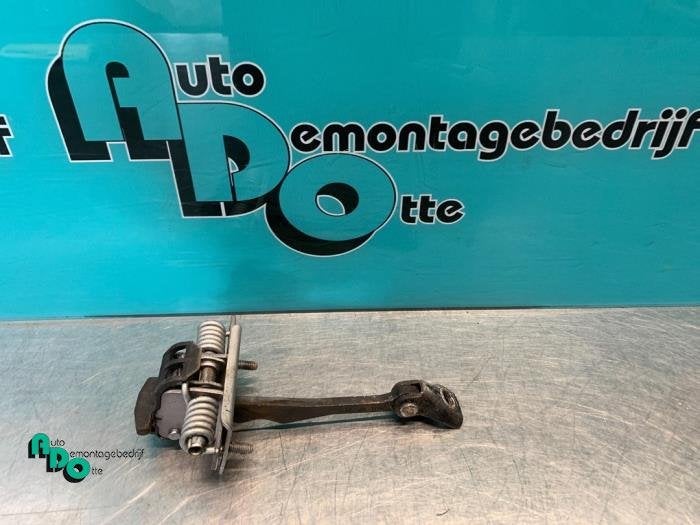 Butée 4portes avant droite d'un Citroen C4 Grand Picasso (C, -, 3 mois de garantie, Utilisé, -