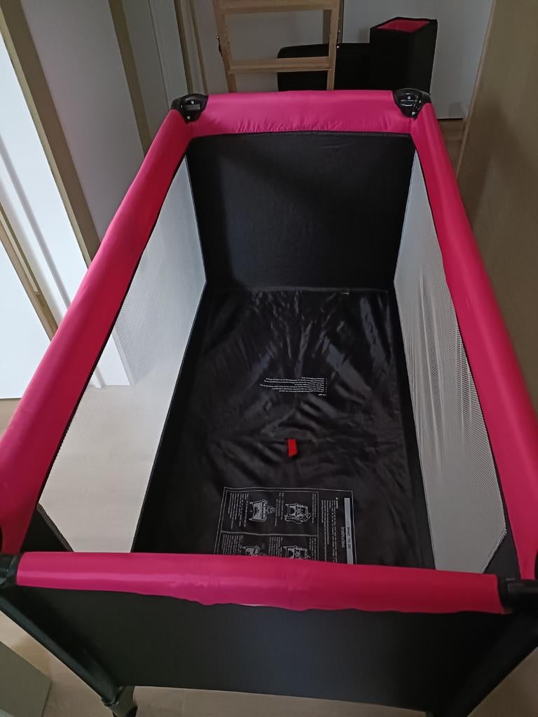 Lit de voyage pour enfants, Enlèvement