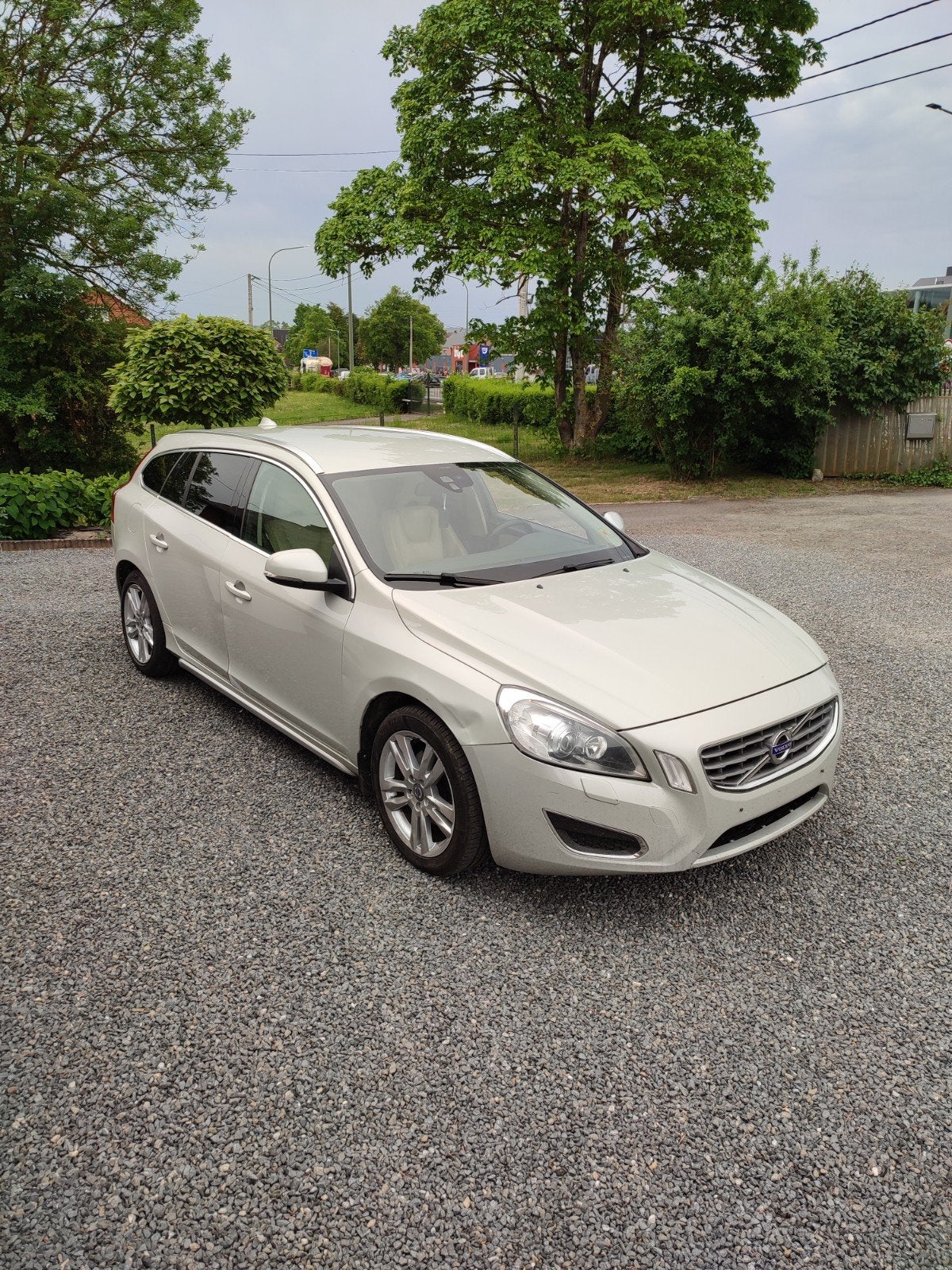 Volvo v60 2.0 tdi 163cv 2011, Autos, Volvo, Cuir, Euro 5, Beige, Entreprise