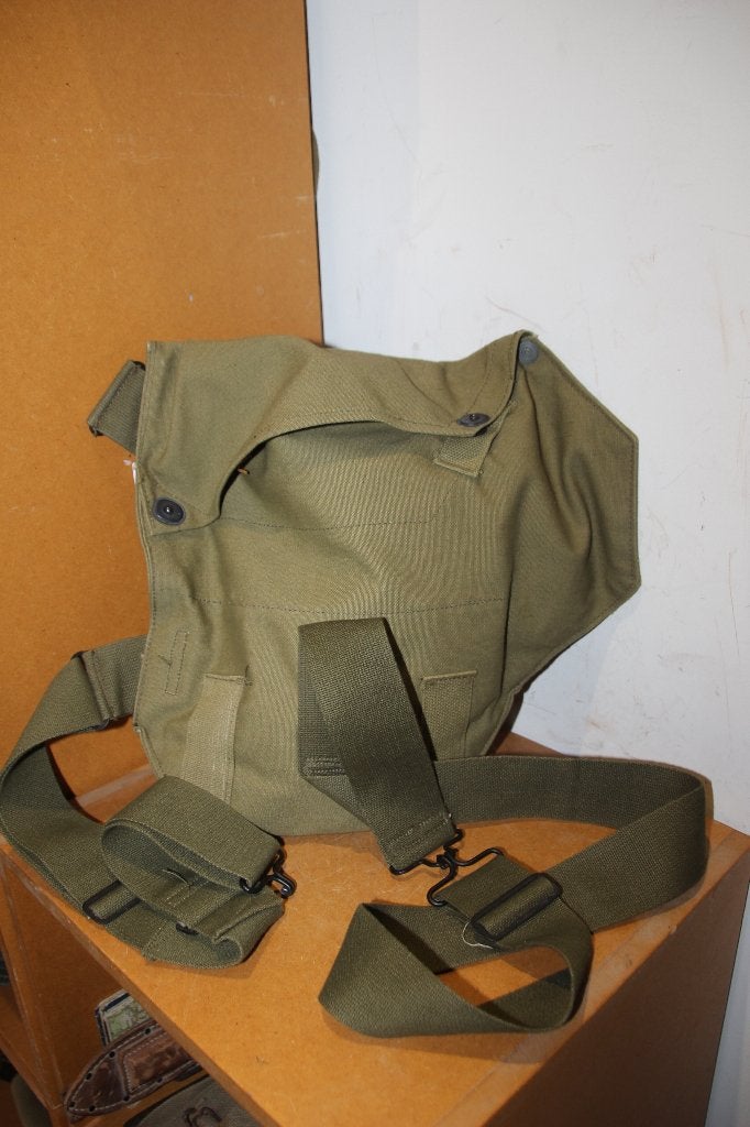 US WW2 "Diaphragm Gas Mask M3 A1 - IX A1 - IV A1" 1943, Collections, Objets militaires | Seconde Guerre mondiale, Armée de terre