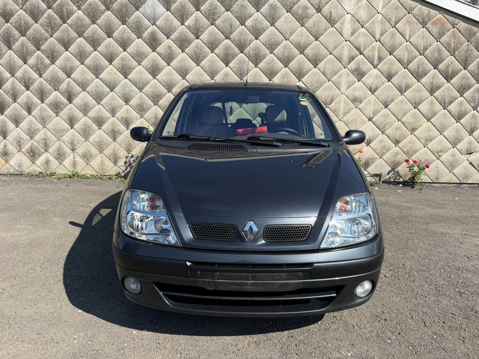 Renault Scenic | Automaat | 114.500Km | Benzine | 2002 |, Auto's, Renault, Automaat, Dealer onderhouden, Leder en Stof, Bedrijf