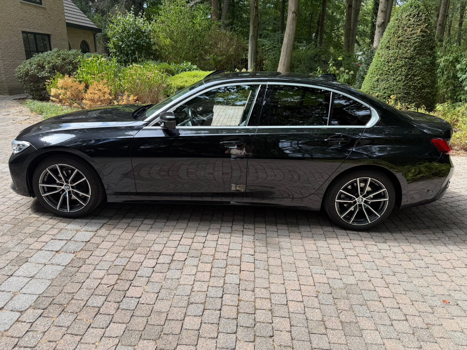 Zeer goed onderhouden BMW 318 D, Auto's, 4 deurs, Achterwielaandrijving, Zwart, Diesel