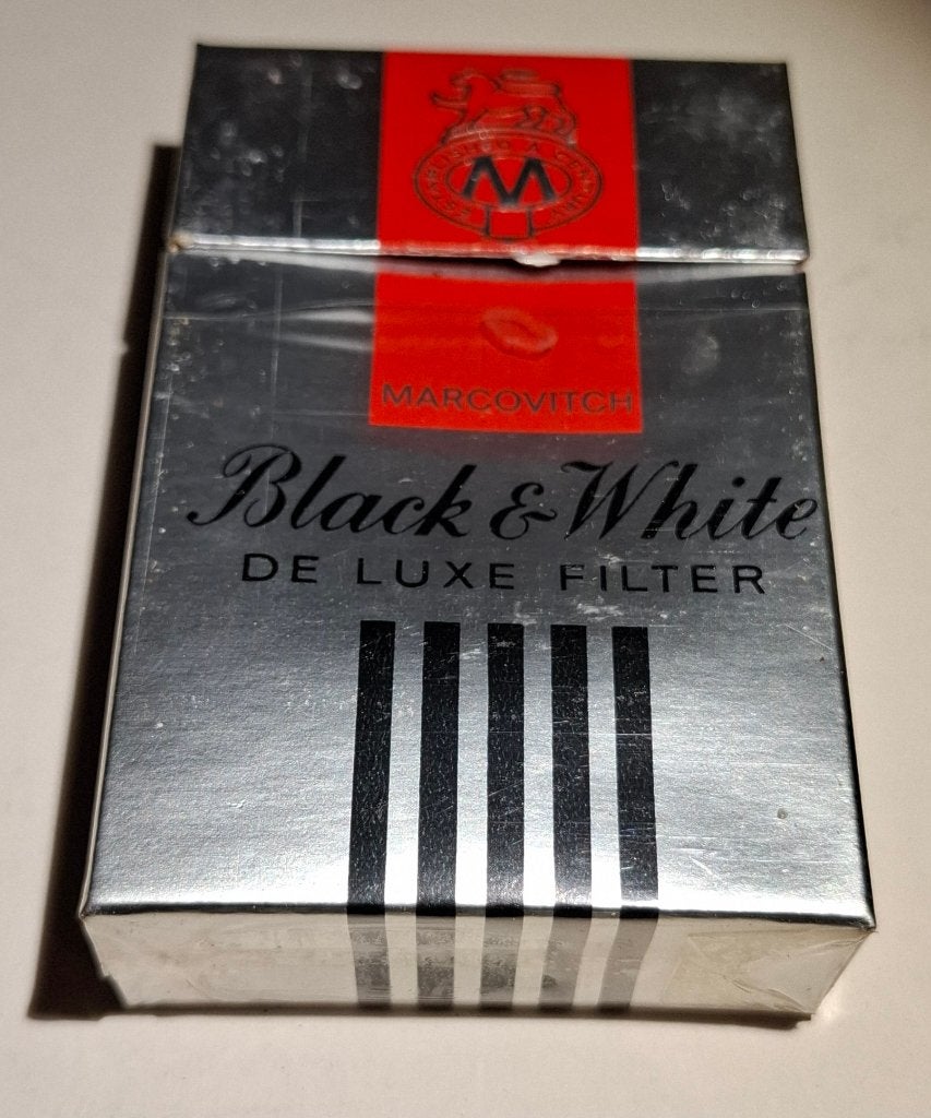 Black & White leeg vintage pakje sigaretten, Ophalen of Verzenden