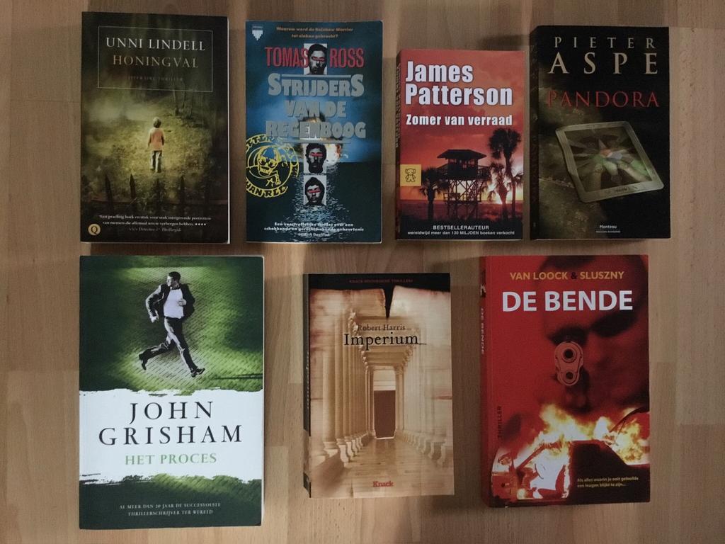 Thrillers boeken, Enlèvement ou Envoi, Comme neuf