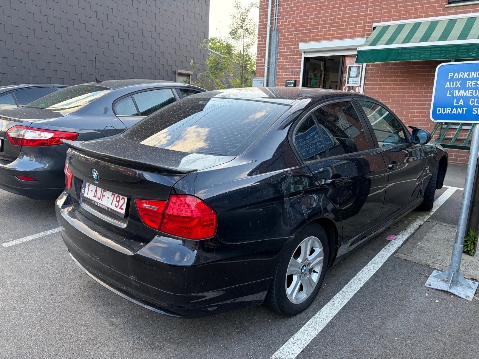 BMW 318i 2012 MARCHAND A SAISIR, Euro 5, Achat, Boîte manuelle, Particulier