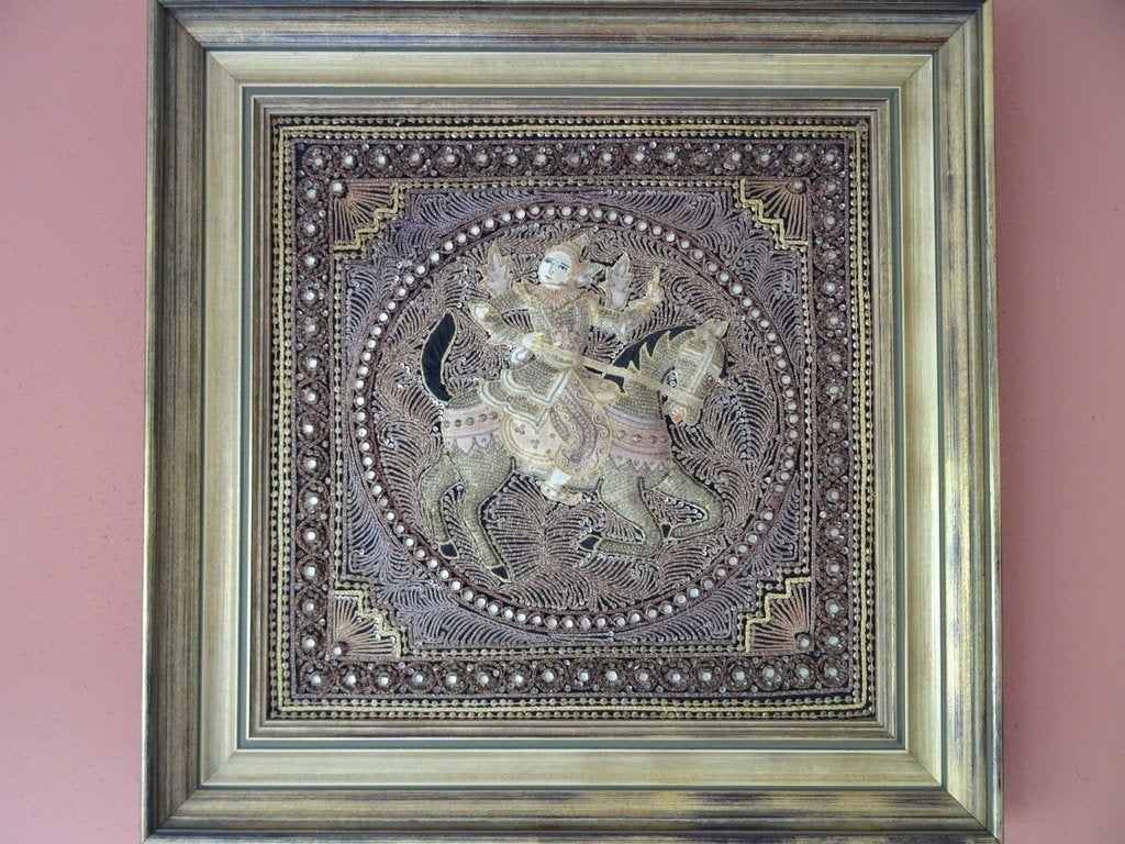 Vintage Kalaga wandtapijt Birma Birmees in luxe lijst 66x66, Antiek en Kunst, Ophalen of Verzenden
