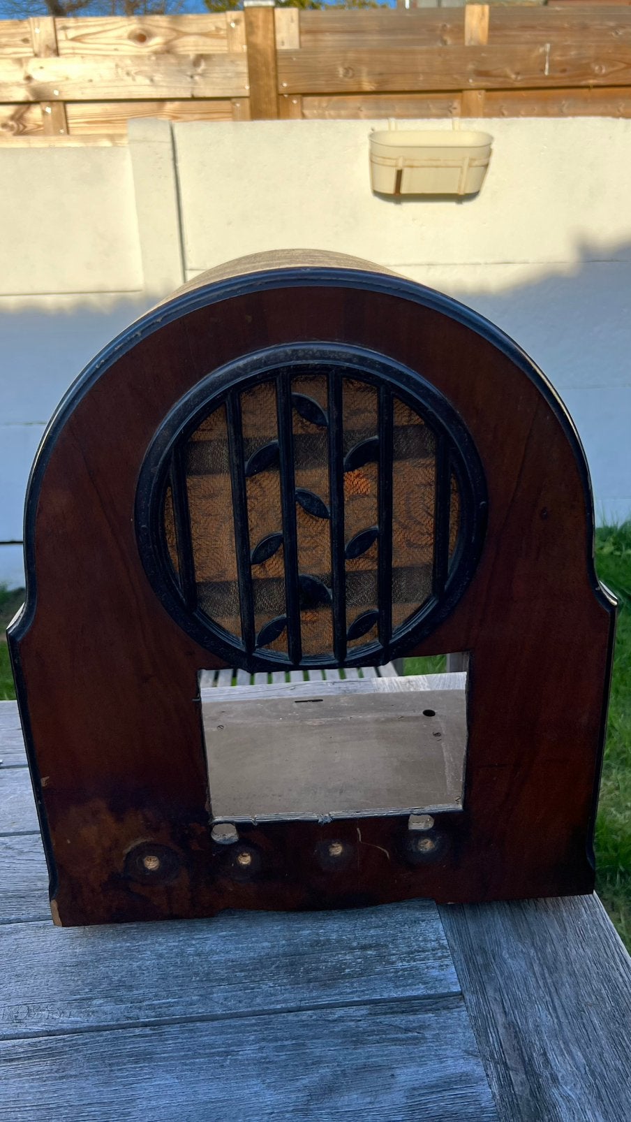 Antieke Philips Lentebode radiokast, Enlèvement