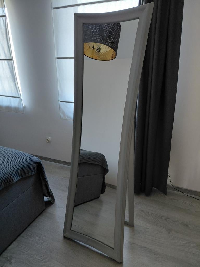 Miroir sur pied ou à suspendre JLINE, Enlèvement