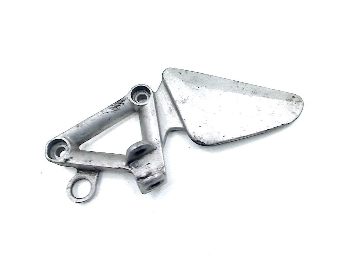 REPOSE PIEDS AVANT GAUCHE Honda, Dhr. S. di Majo, Utilisé, Info@cama-motorparts.nl, P.J. Troelstraweg 8 8
3144 CX  MAASSLUIS, NL