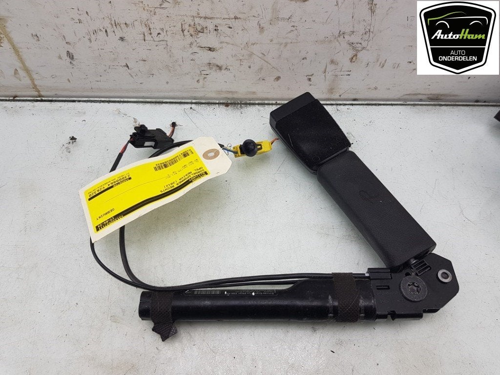 CEINTURE TENSIONNEUR AVANT DROIT Opel Meriva, Utilisé, Opel