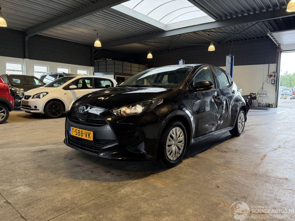 Toyota Yaris 1.5 Hybrid Active NAP! (automatique), Toyota-Allee 2 ,50858, Köln, Deutschland, Automatique, Kundenbetreuung@toyota.de