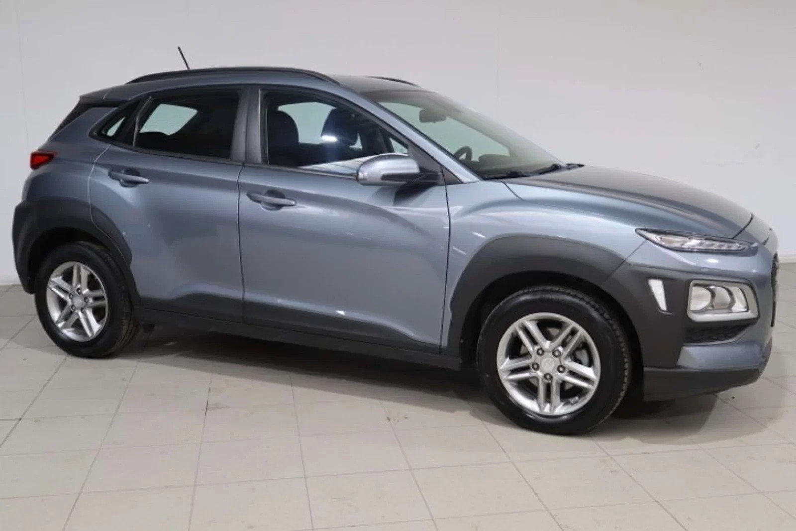 Hyundai KONA Kona 1.0 T-GDi Urban, Autos, Hyundai, Argent ou Gris, Achat, Entreprise, Boîte manuelle