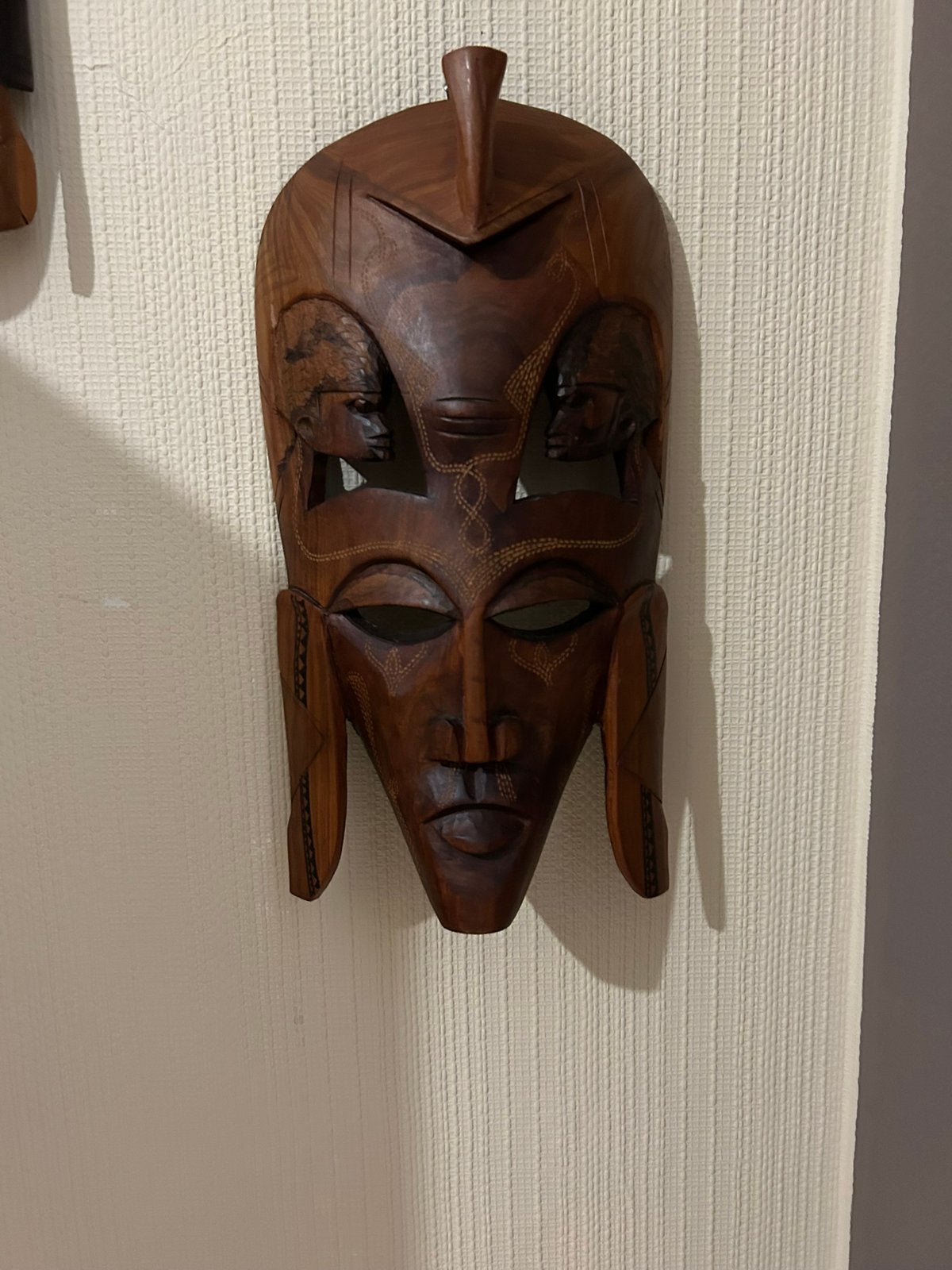 Afrikaans masker, Ophalen, Masker