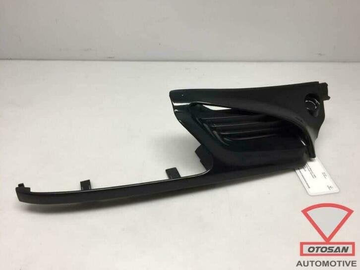 renault megane 1999 grille de pare chocs avant droite nouvea, Renault Group, Contact.group@renault.com, Pare-chocs, Renault