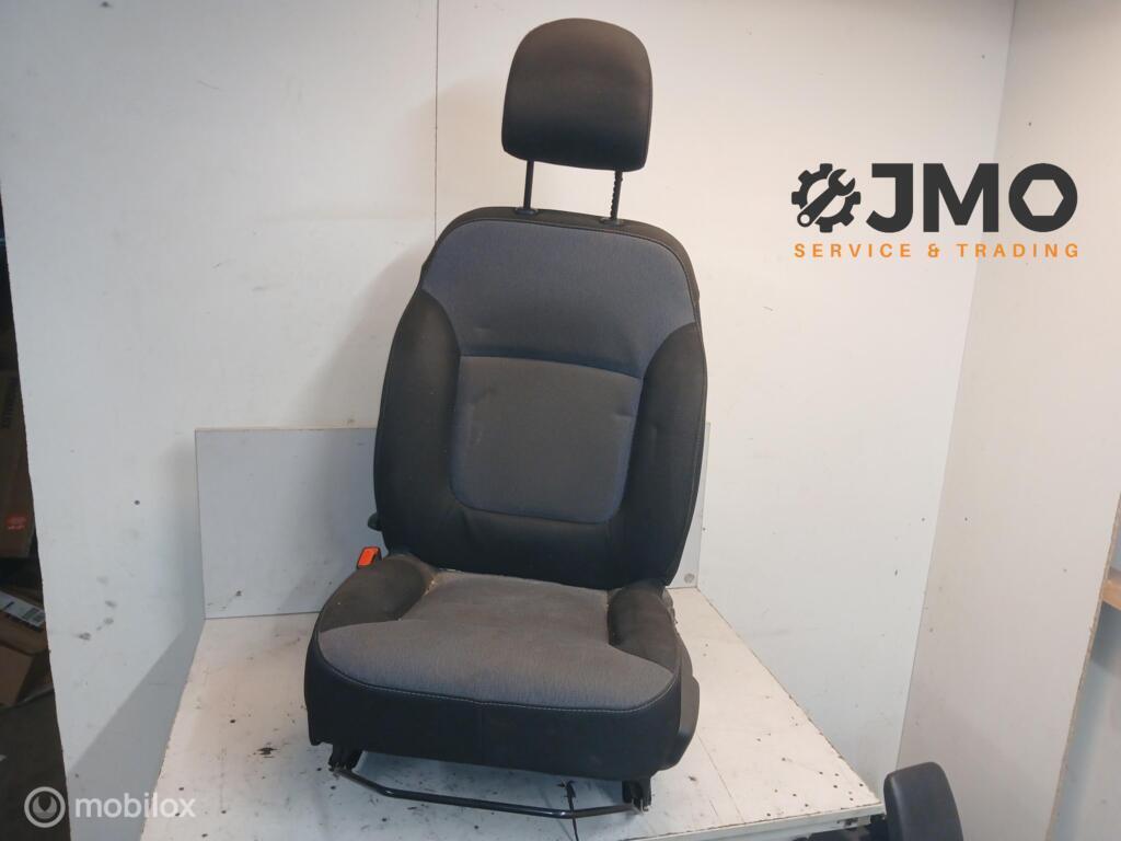 Stoel linksvoor Opel Vivaro 1.6 CDTI L2H1 2014-2022, Gebruikt, Opel, Ophalen of Verzenden, Opel
