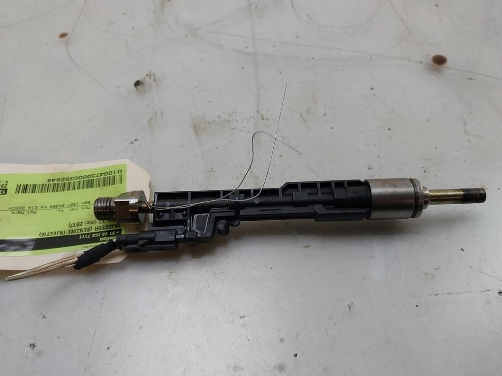 INJECTEUR BMW X3 (F25) (|13647639994|13648625397|), Robert Bosch AG, Utilisé, BMW, Robert-Bosch-Allee 1
74232  Abstatt, DE