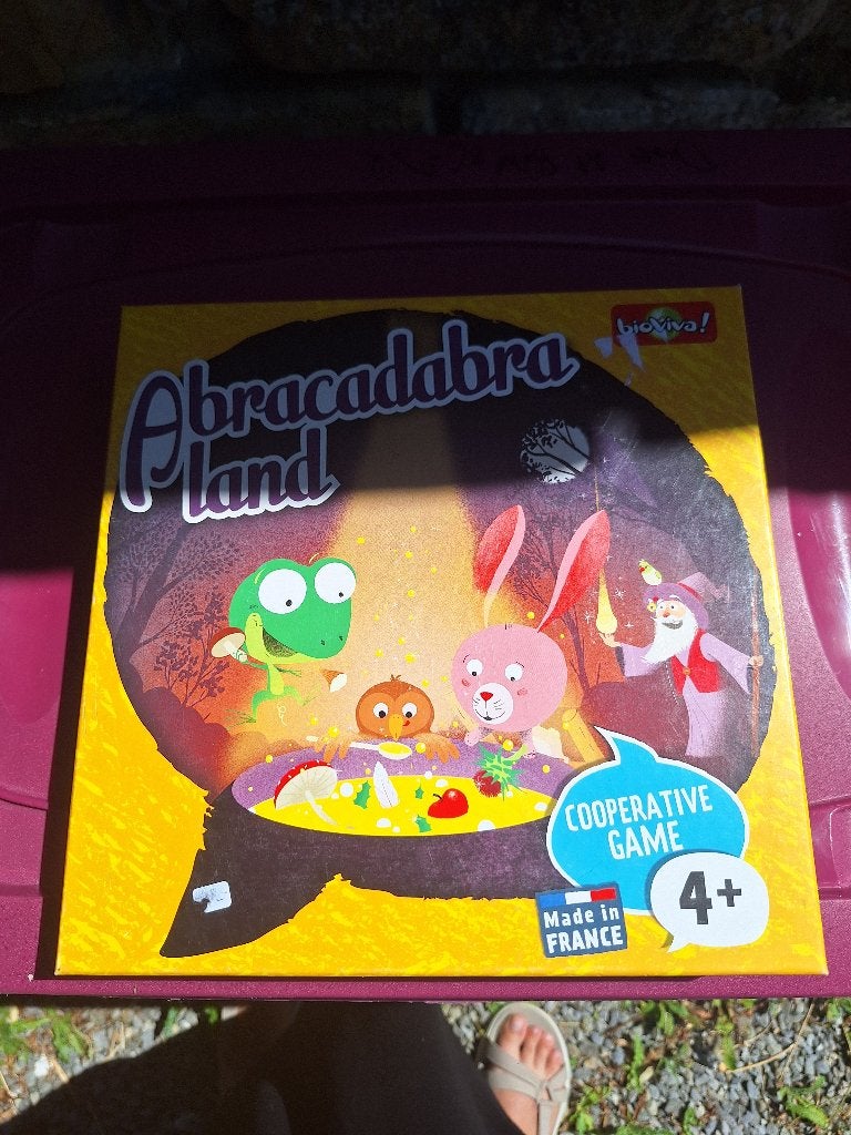 Jeu Abracadabra land, Ophalen of Verzenden, Zo goed als nieuw, Ontdekken