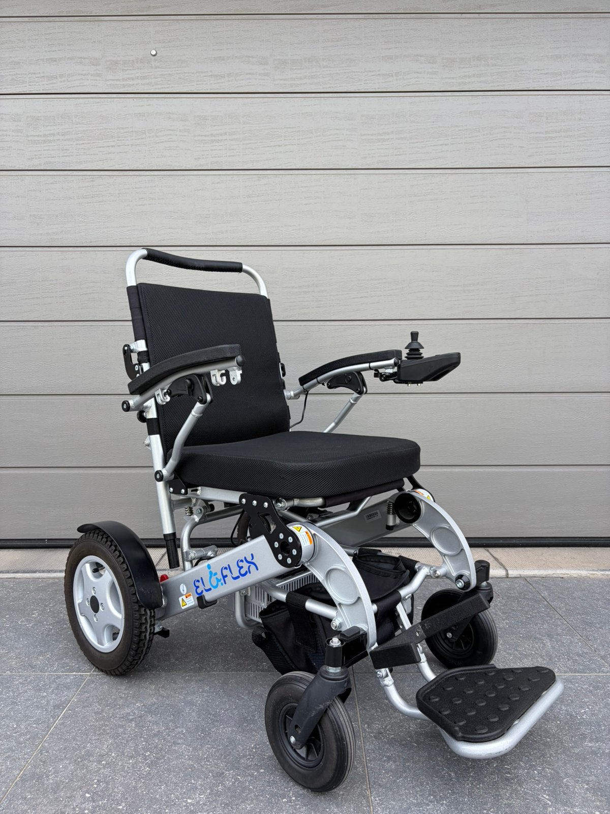 Chaise roulante électrique plaible - Eloflex Type P -, Divers, Chaises roulantes, Enlèvement ou Envoi, Pliant, Comme neuf, Fauteuil roulant électrique