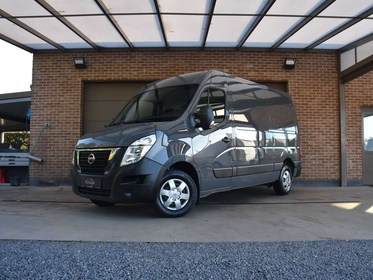 Nissan Interstar 2.3 DCI 33 L2H2 3 ZIT / CARPLAY / CAMERA /, 2299 cc, Bedrijf, 5 deurs, Zilver of Grijs