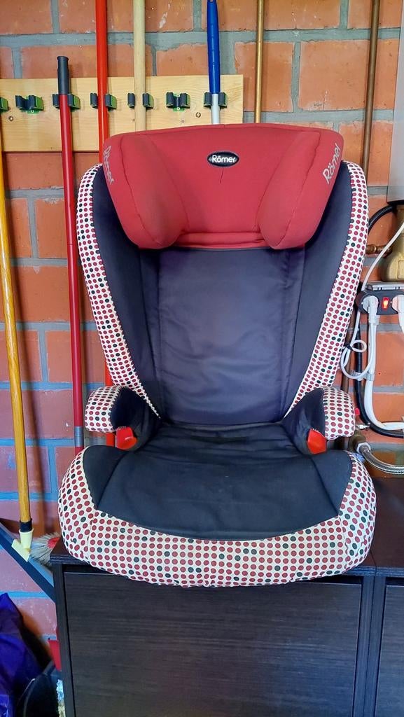 Siège auto RÖmer avec isofix 
groupe 2 groupe 3 (15 à 36 kg), Enfants & Bébés, Romer, 15 à 25 kg, Enlèvement, Utilisé