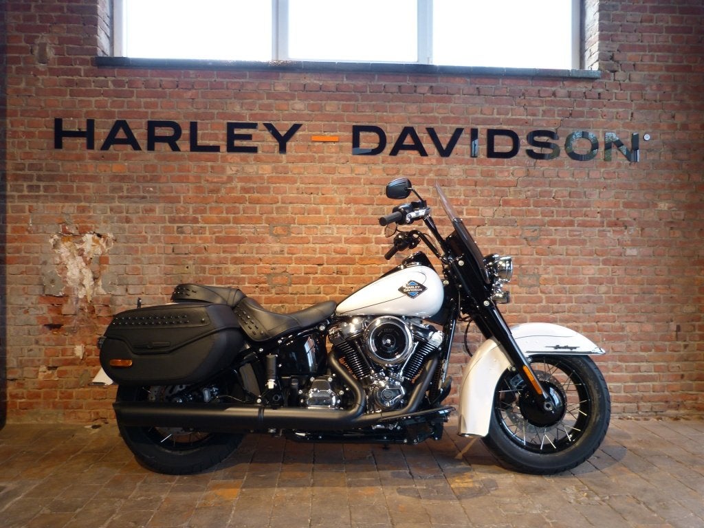 Harley-Davidson SOFTAIL Heritage Classic, Plus de 35 kW, Info@freedom-machines.be, 1917 cm³, Autre