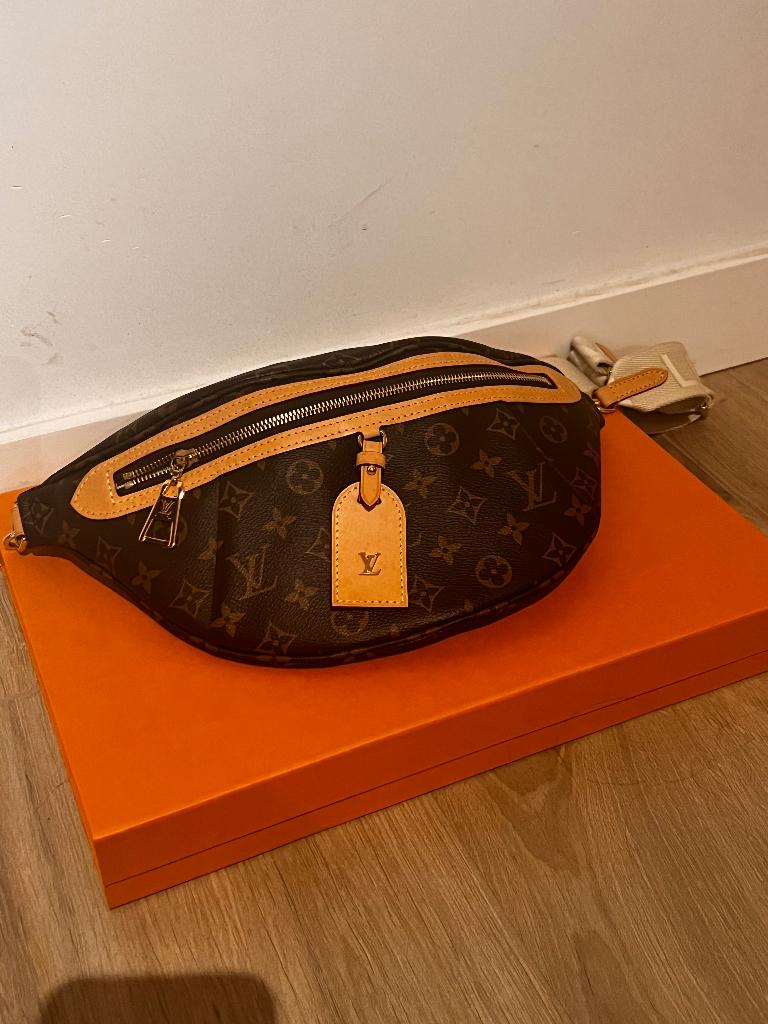 Louis Vuitton Bumbag, Ophalen, Nieuw, Bruin, Handtas