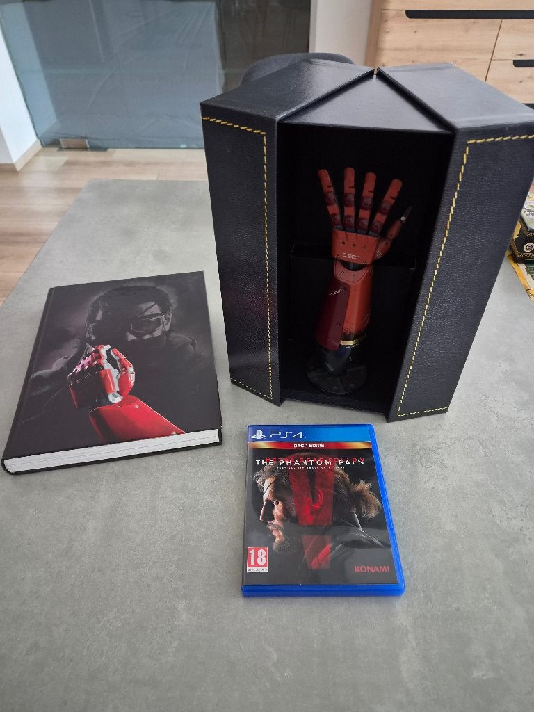 Metal Gear Solid V Collector Edition, Games en Spelcomputers, Games | Sony PlayStation 4, Vanaf 18 jaar, 1 speler, Zo goed als nieuw