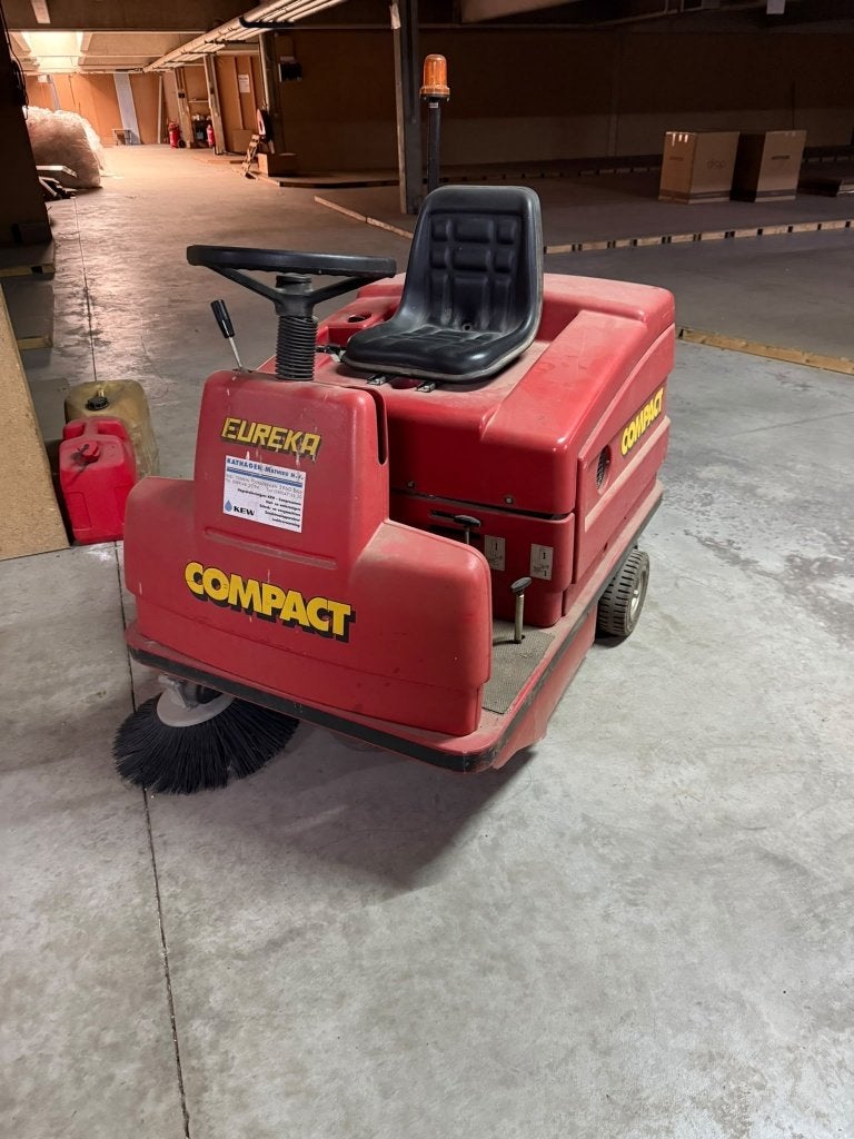 Eureka Compact zitveegmachine, Enlèvement, Comme neuf