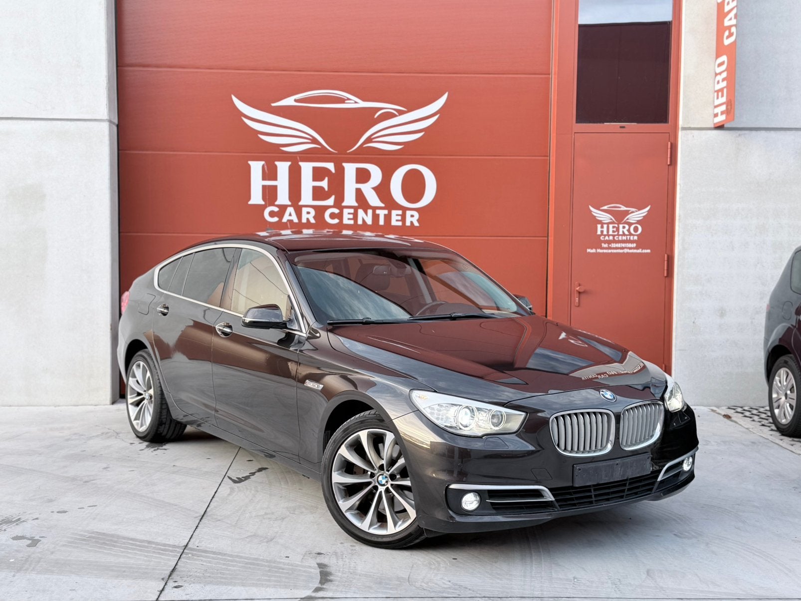 BMW 520d GT Modern Facelift 162.000km’s - Euro 6b !, Autos, Cuir, Entreprise, Carnet d'entretien, Noir