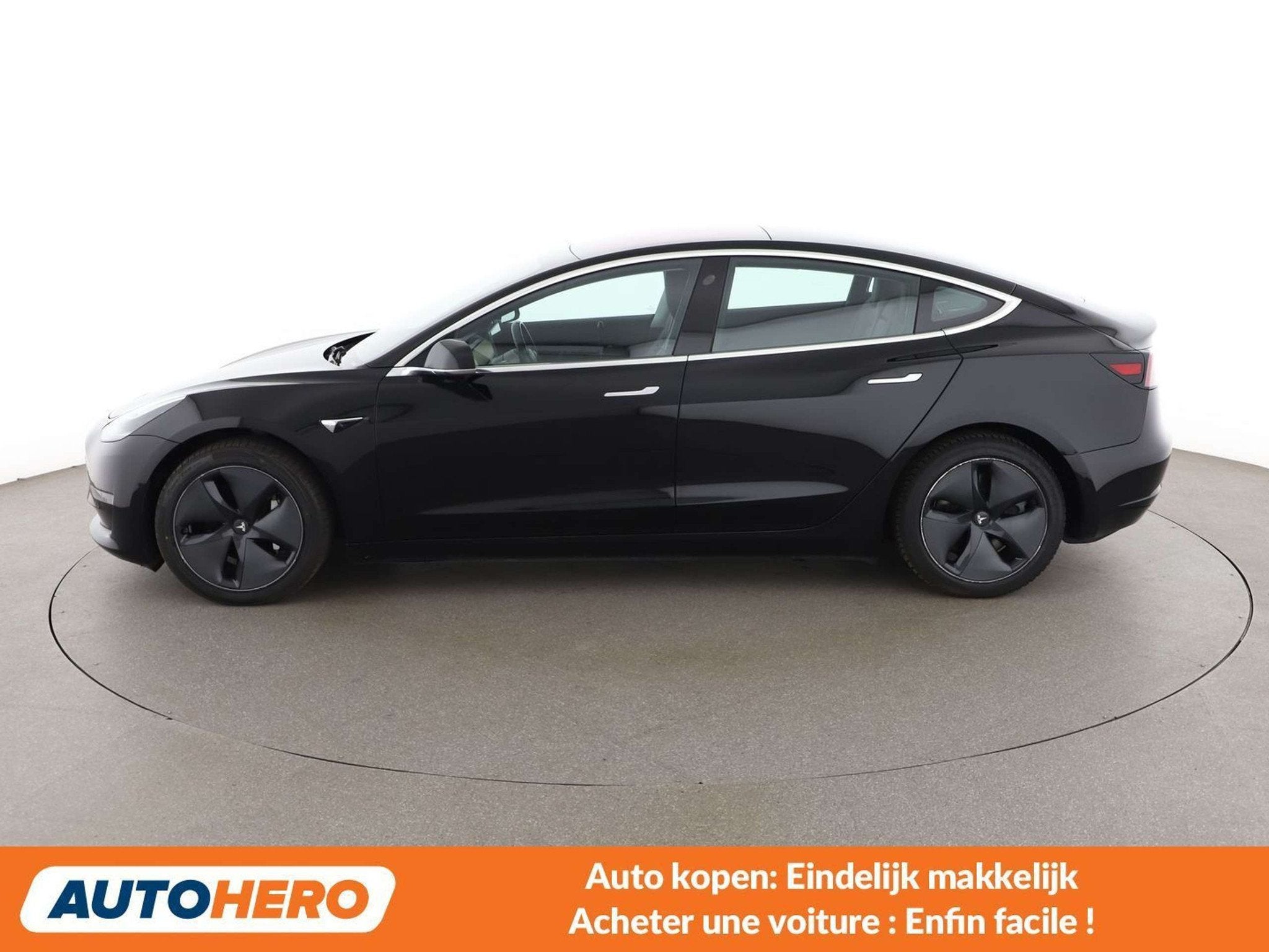 Tesla Model 3 Long Range (année de construction 2019), Autos, Cuir, Achat, Ordinateur de bord, Noir