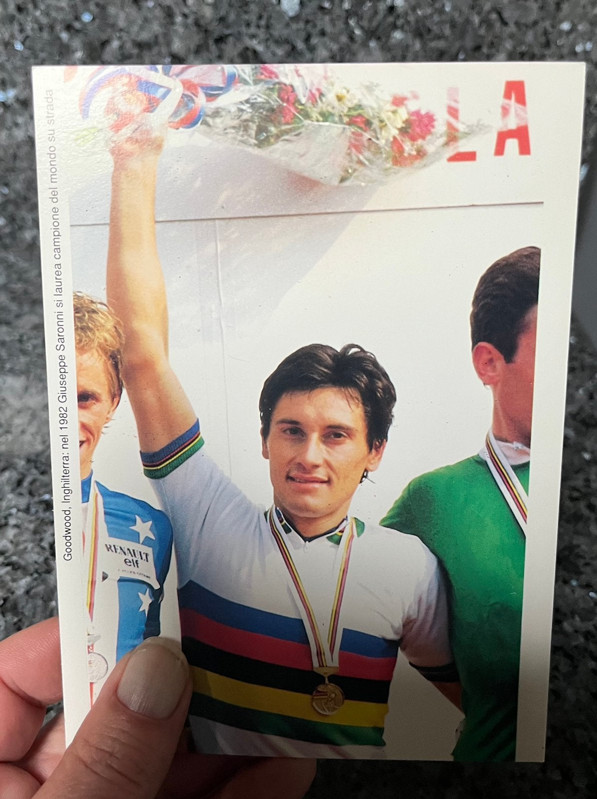 Le cycliste Giuseppe Saronni, champion du monde, Enlèvement, Comme neuf