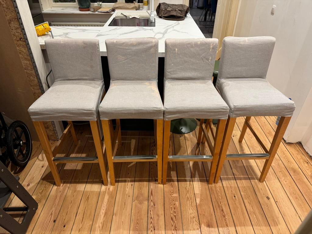 IKEA HENRIKSDAL barkrukken, Ophalen, Zo goed als nieuw