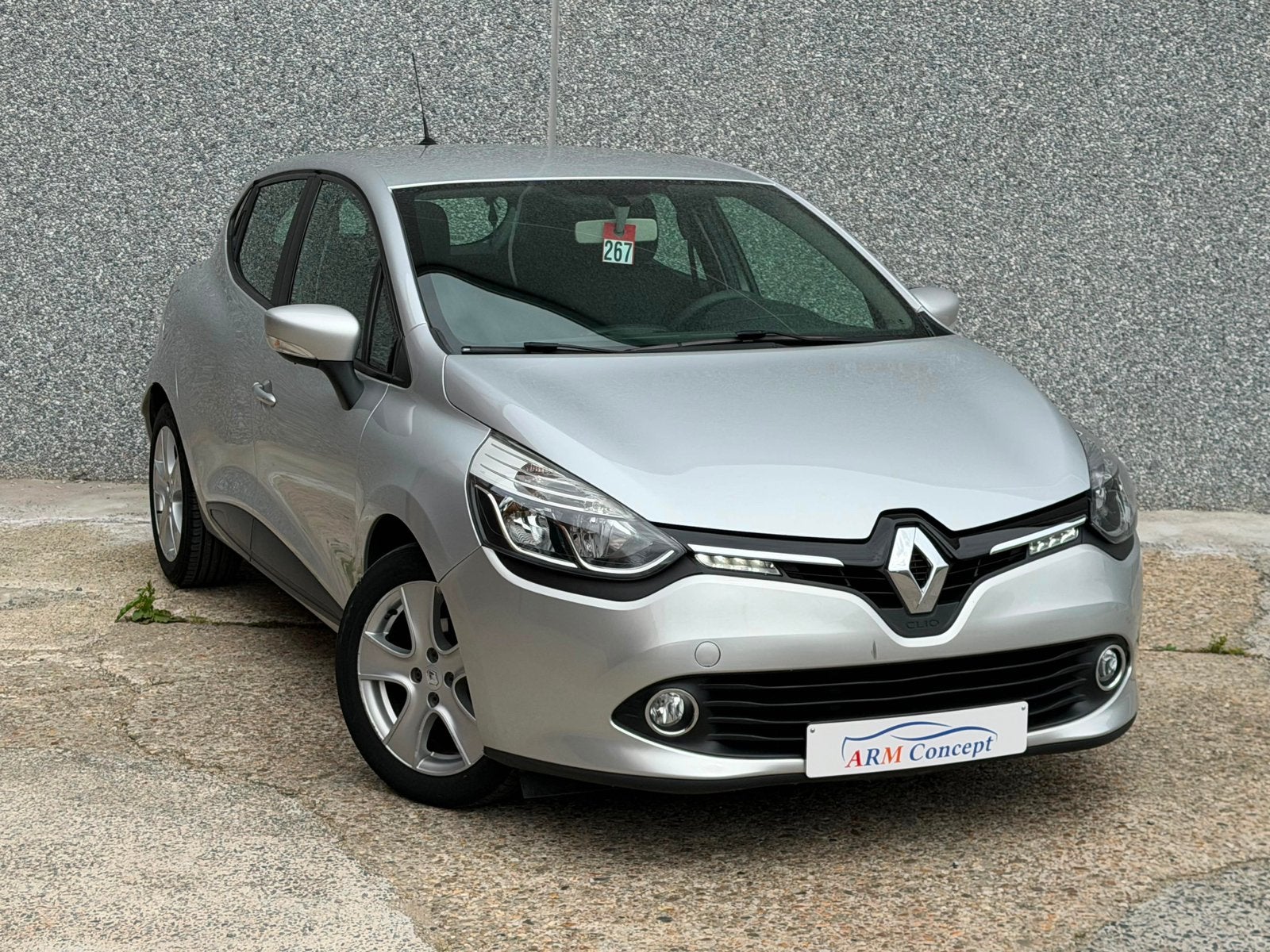 Renault Clio 1.2 Essence 2013 GARANTIE 12 Mois, Euro 5, Bedrijf, 5 deurs, Zilver of Grijs