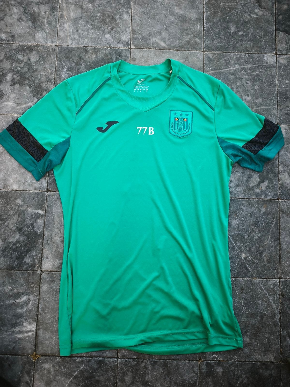 T-shirt RSCA futures large numéro 77, Sport en Fitness