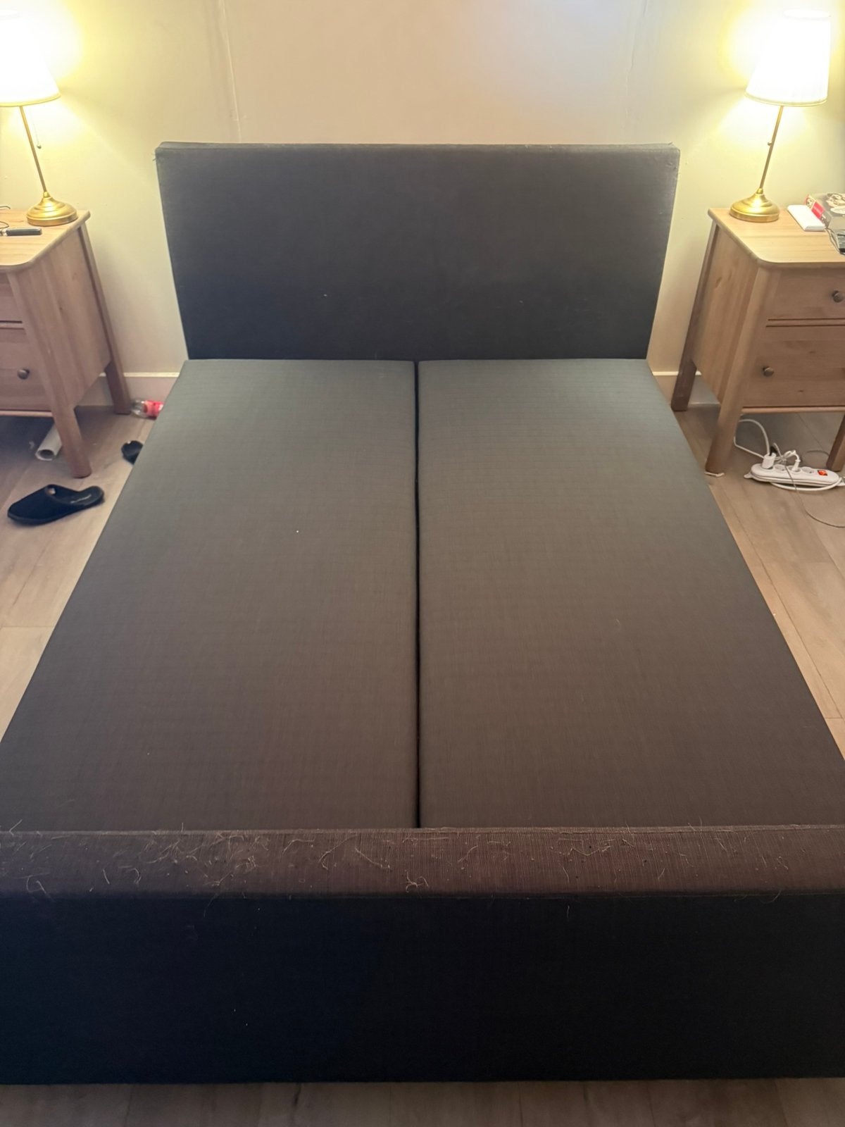 Boxspring 160x200cm + bijhorende nachtkastjes, Ophalen, Gebruikt, Blauw, Tweepersoons