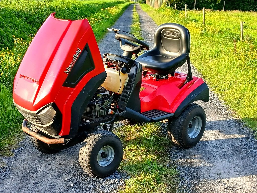 Wheelie zitmaaier, Ophalen, Zo goed als nieuw, Mountfield