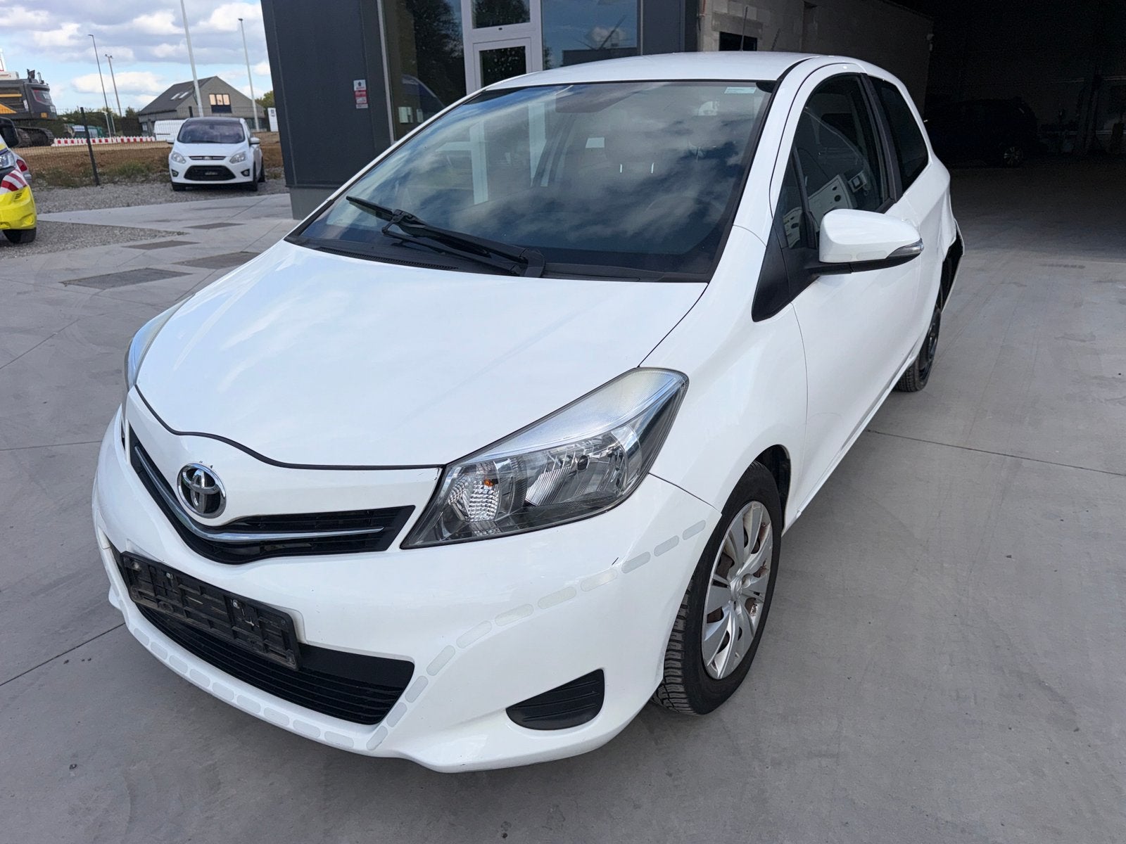 Toyota Yaris pour Export 66829 km, Enlèvement, Toyota