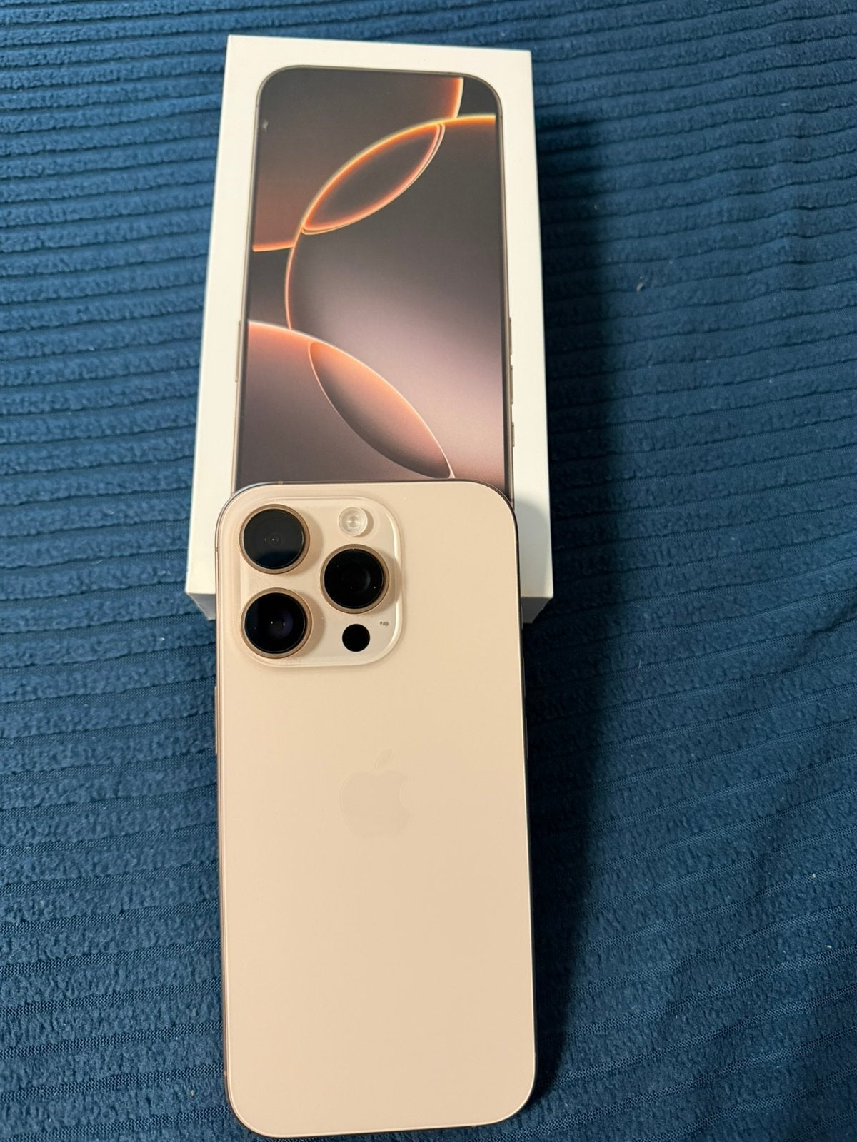 iPhone 16pro Desert Titanium, Télécoms, Téléphonie mobile | Apple iPhone, Enlèvement, Comme neuf, 128 GB