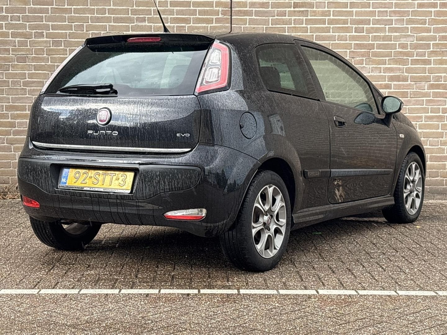 Fiat Punto Evo 1.3 M-Jet Dynamic | Cruise | climatisation |, Autos, Achat, Entreprise, Boîte manuelle, Cruise Control