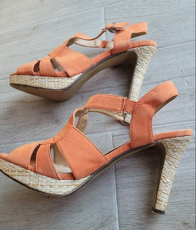 Sandales à talons oranges à escarpins, T 41, Emilio Luca, Enlèvement ou Envoi, Escarpins, Comme neuf, Emilio Luca
