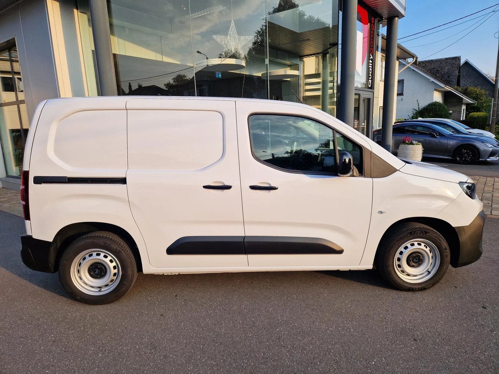 Citroën Berlingo Prof+, Achat, 710 kg, Entreprise, 2 places