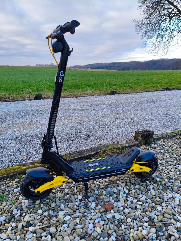 OOTD s10 elektrische step, Fietsen en Brommers, Steps, Ophalen