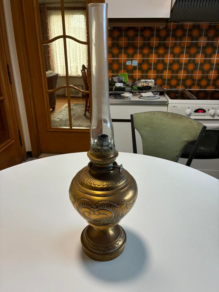 Koperen petroleumlamp, Enlèvement, Cuivre ou Bronze