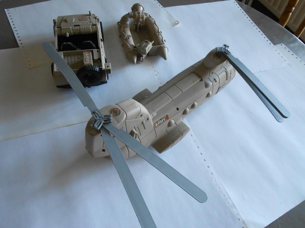 Jouets militaires pour enfants, Ophalen of Verzenden, Minder dan 10 stukjes, Gebruikt, 2 tot 4 jaar