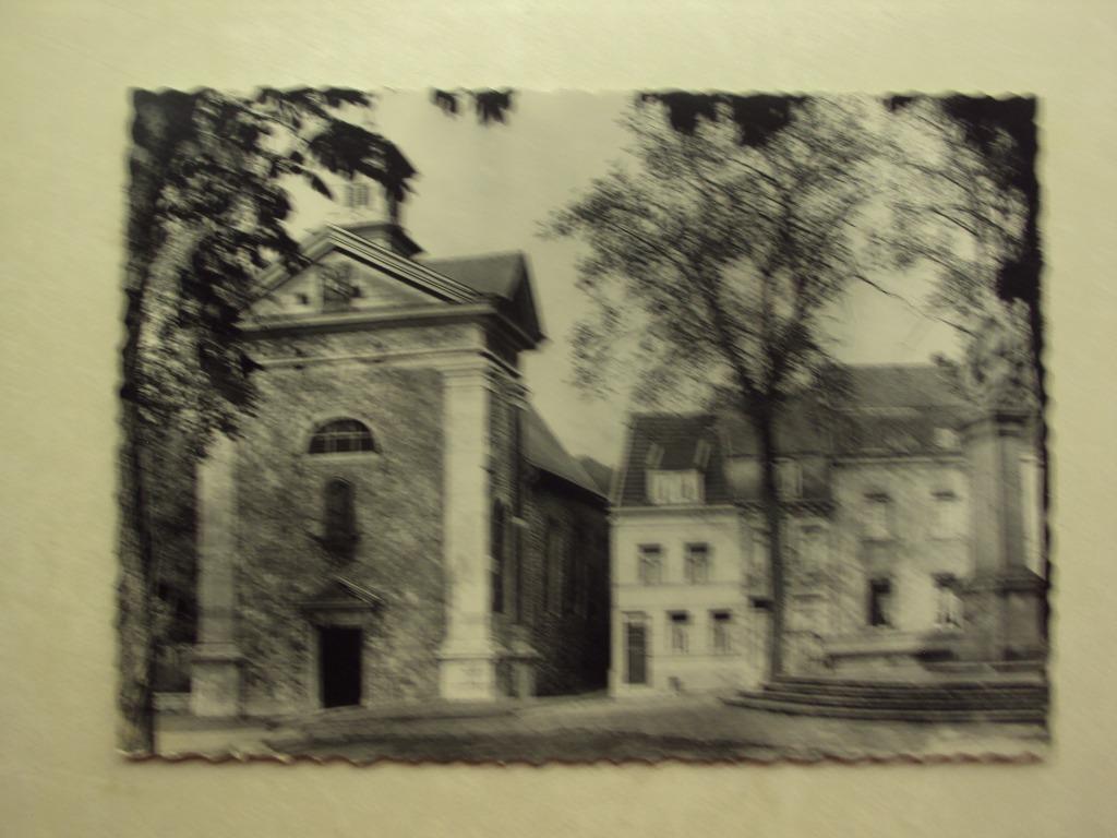 47878 - EUPEN - WERTHPLATZ - CHAPELLE ET MONUMENT, Collections, Cartes postales | Belgique, Envoi