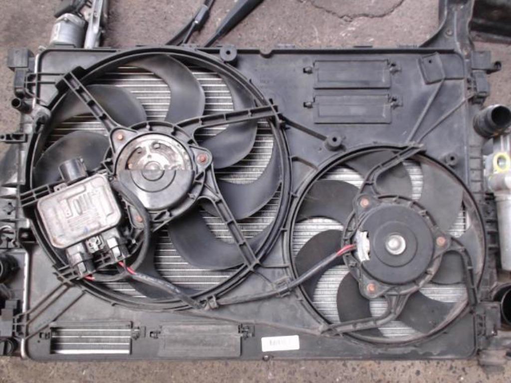 Radiateur Volvo V70 2 2.0D 133kw 2013 LP/14857, Enlèvement, Utilisé, Volvo