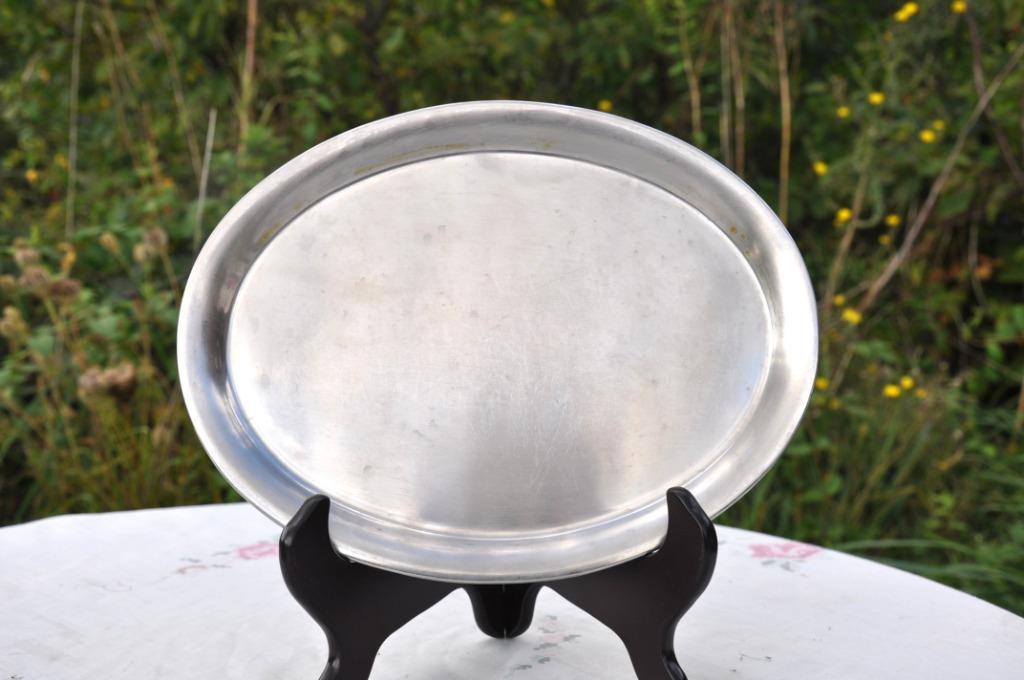 plateau en inox 28x22 cm, Maison & Meubles, Accessoires pour la Maison | Plateaux, Enlèvement ou Envoi, Utilisé, Ovale, Métal